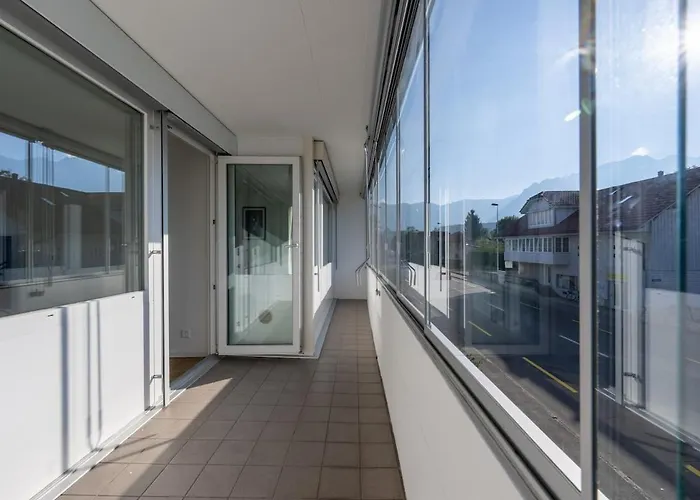 Bright In Thun, 50m To Free Parking Lägenhet *