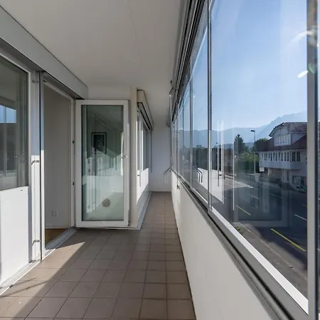 Bright In Thun, 50m To Free Parking Lägenhet *